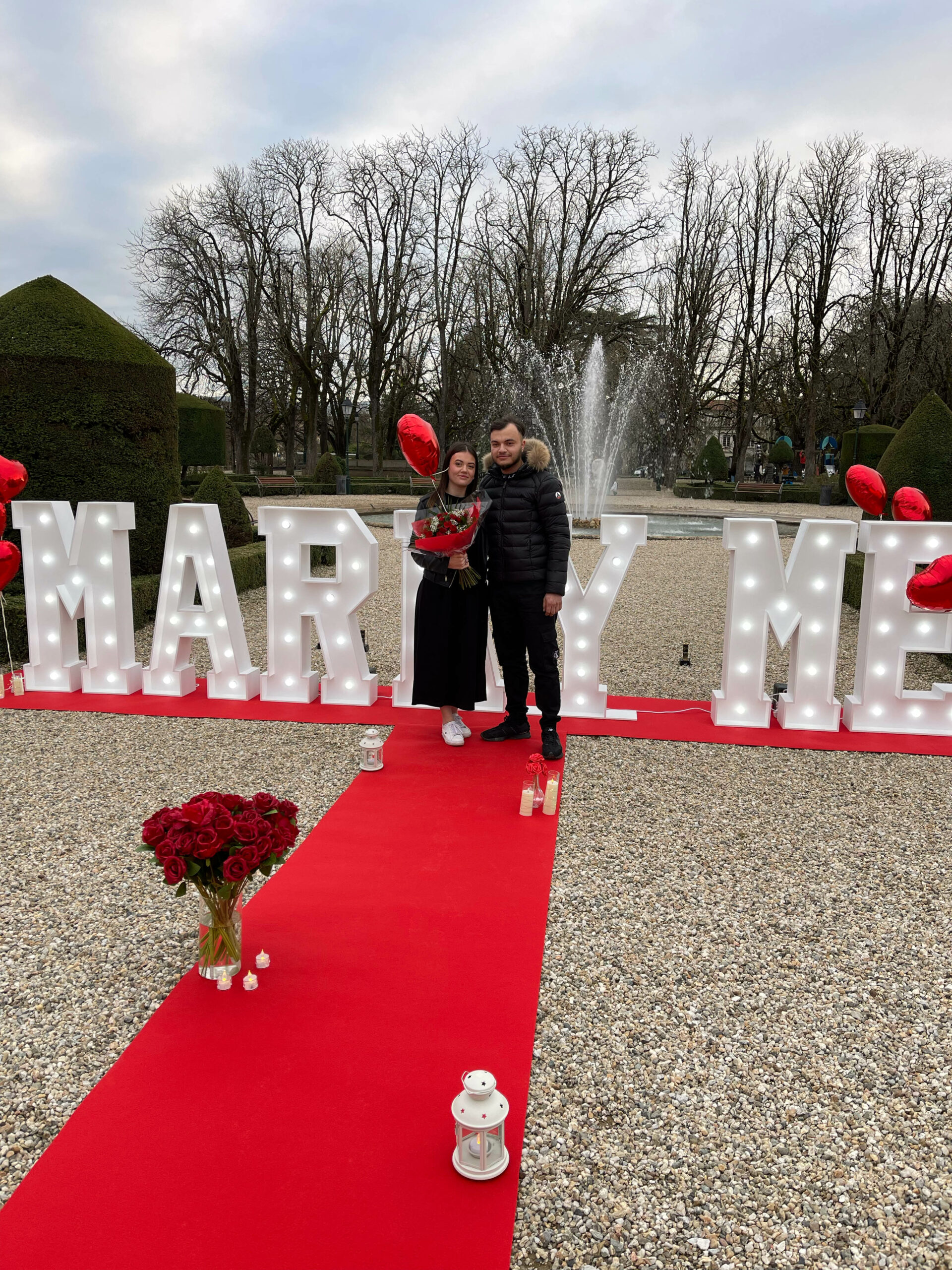 Demande en Mariage au parc de l&rsquo;hotel de ville de castres - Photo 2